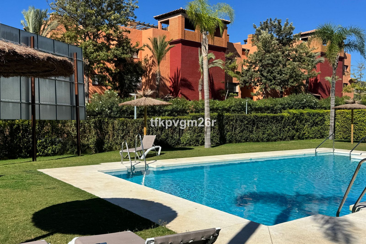 Appartement te koop in Casares Playa | 2 slaapkamers H5498809