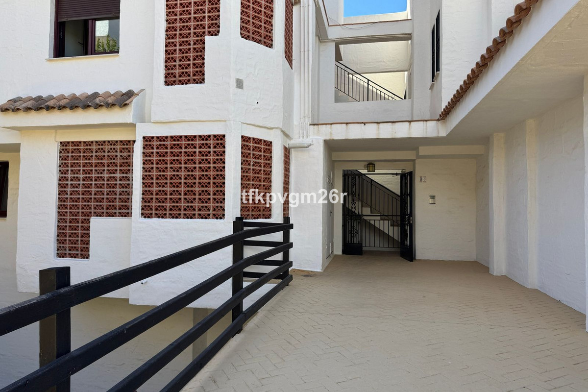 Appartement te koop in Casares Playa | 2 slaapkamers H5498809