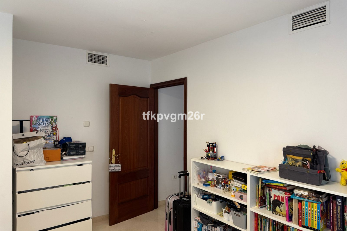 Appartement te koop in Casares Playa | 2 slaapkamers H5498809