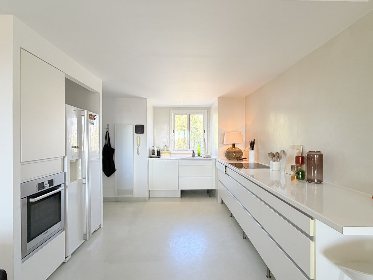 Appartement te koop in Casares Playa | 3 slaapkamers H5499733