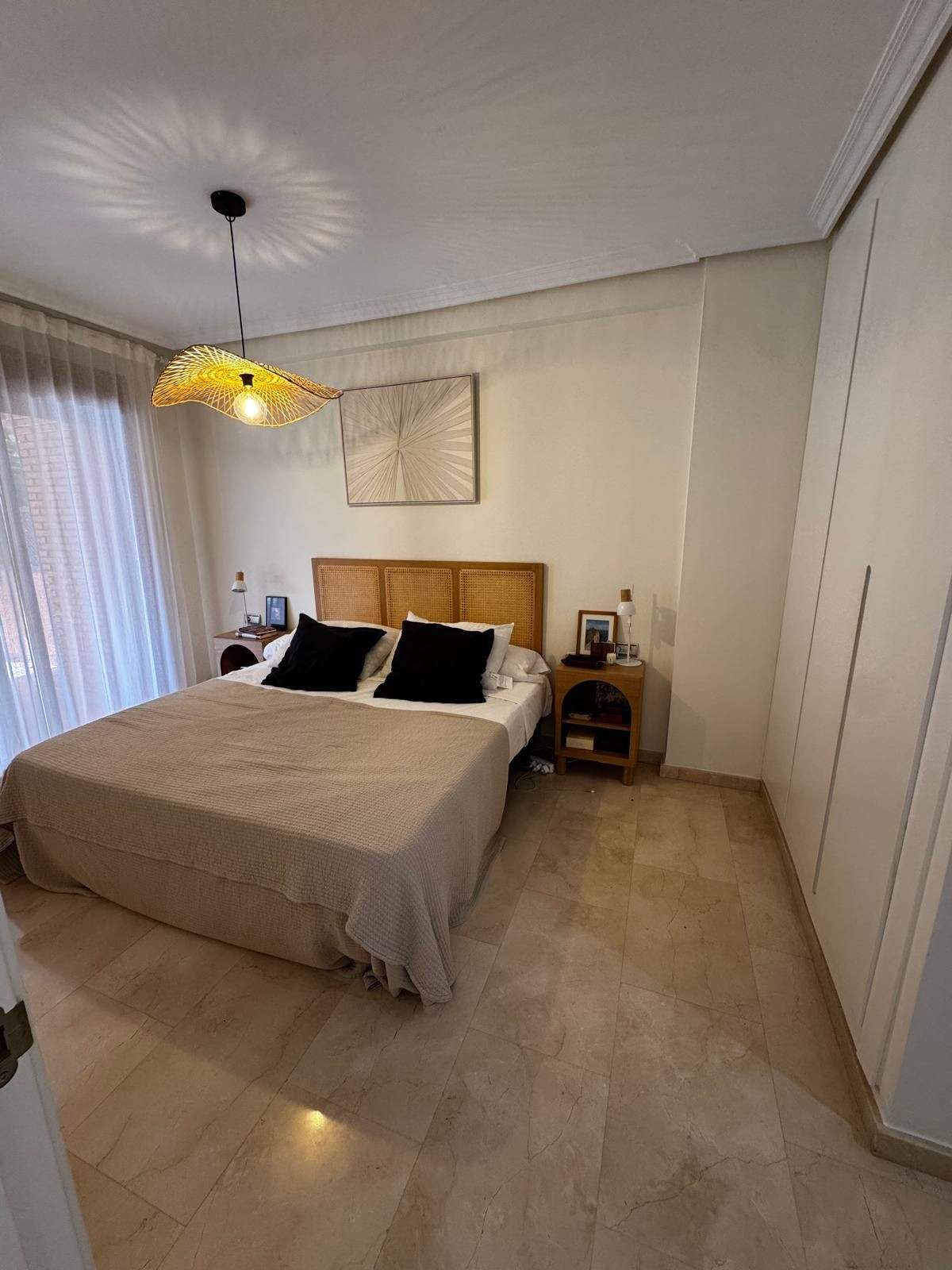 Appartement te koop in Casares Playa | 2 slaapkamers H5502961
