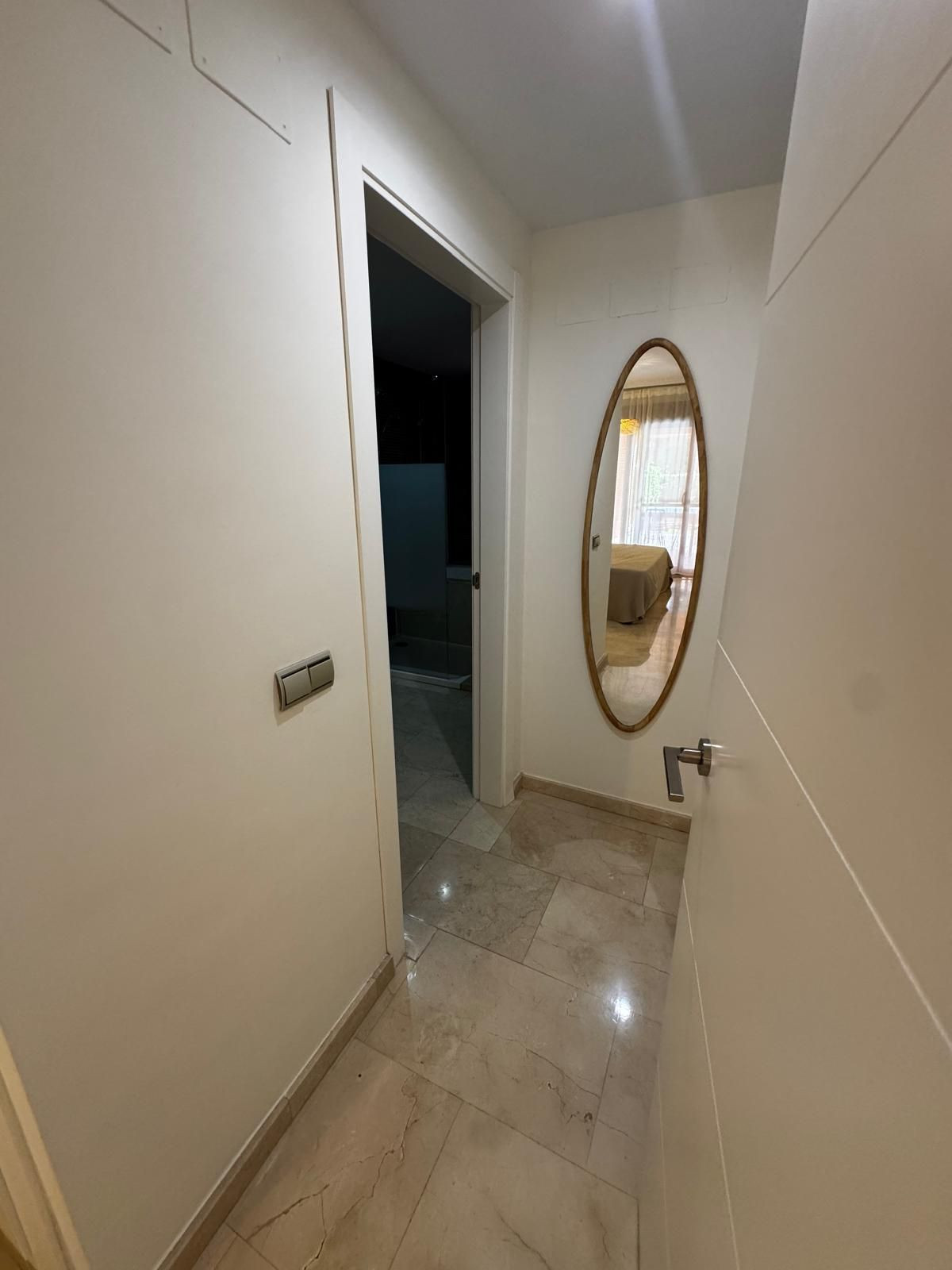 Appartement te koop in Casares Playa | 2 slaapkamers H5502961