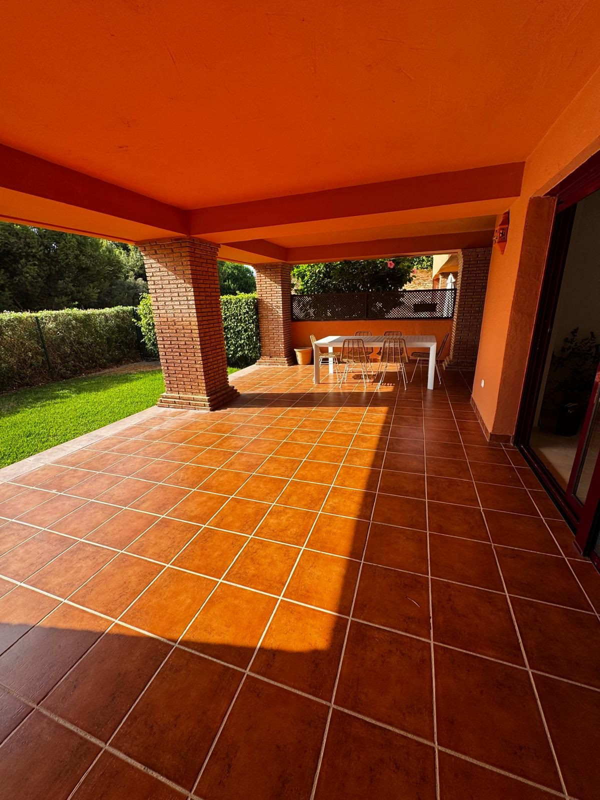 Appartement te koop in Casares Playa | 2 slaapkamers H5502961