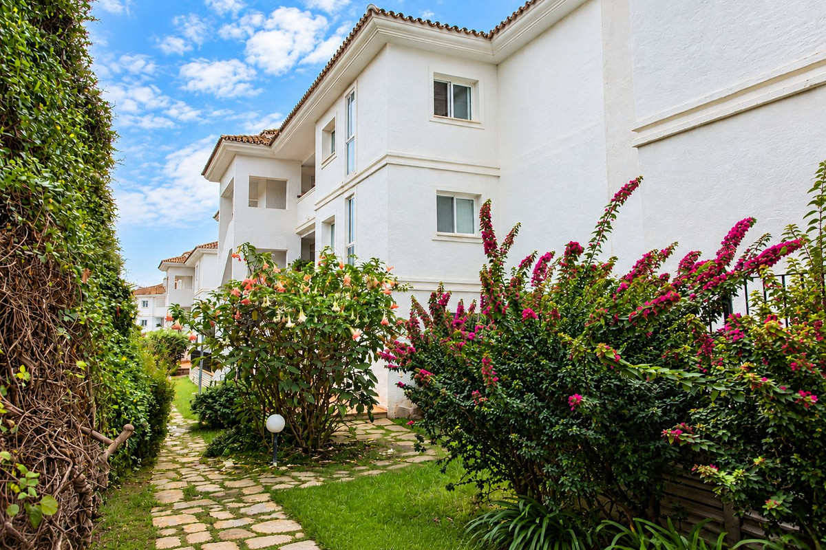 Appartement te koop in Casares Playa | 2 slaapkamers H5506327