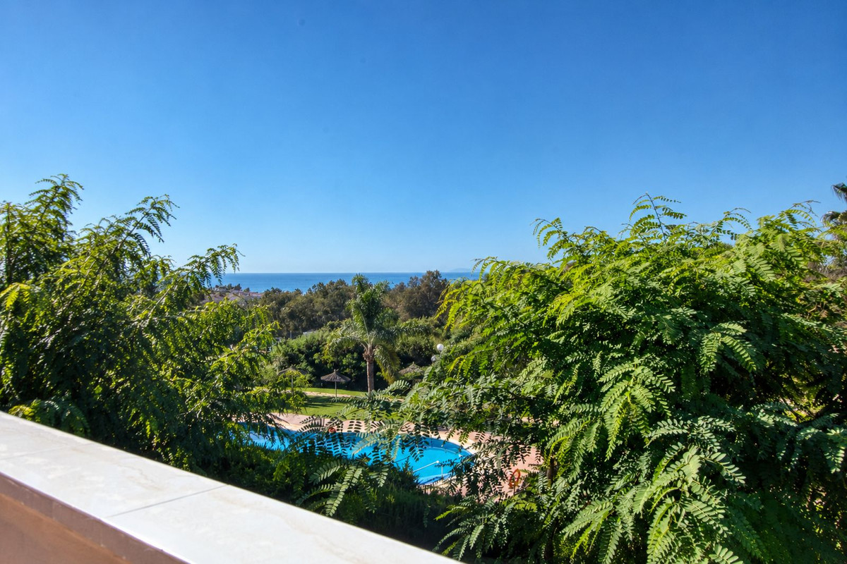 Appartement te koop in Casares Playa | 2 slaapkamers H5506327
