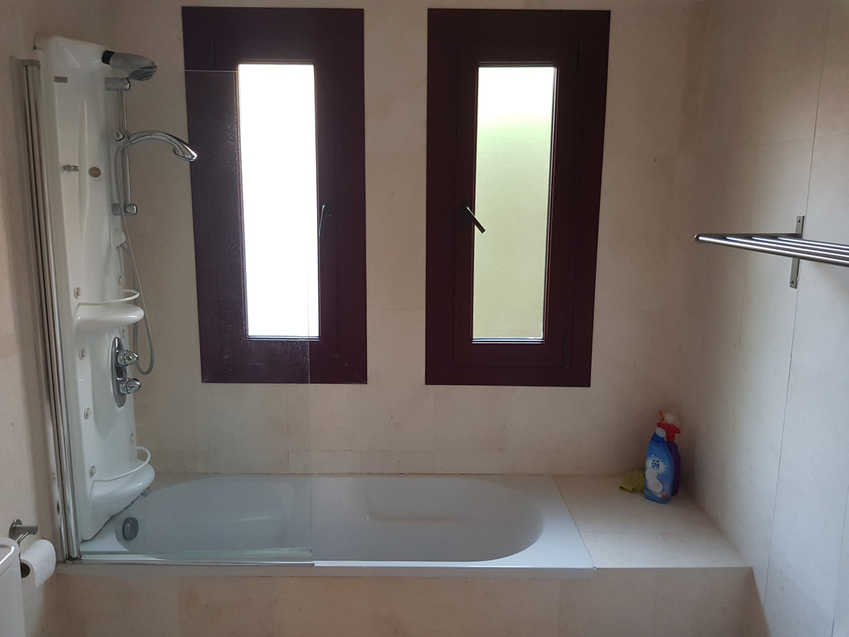 Appartement te koop in Casares Playa | 3 slaapkamers H5511247