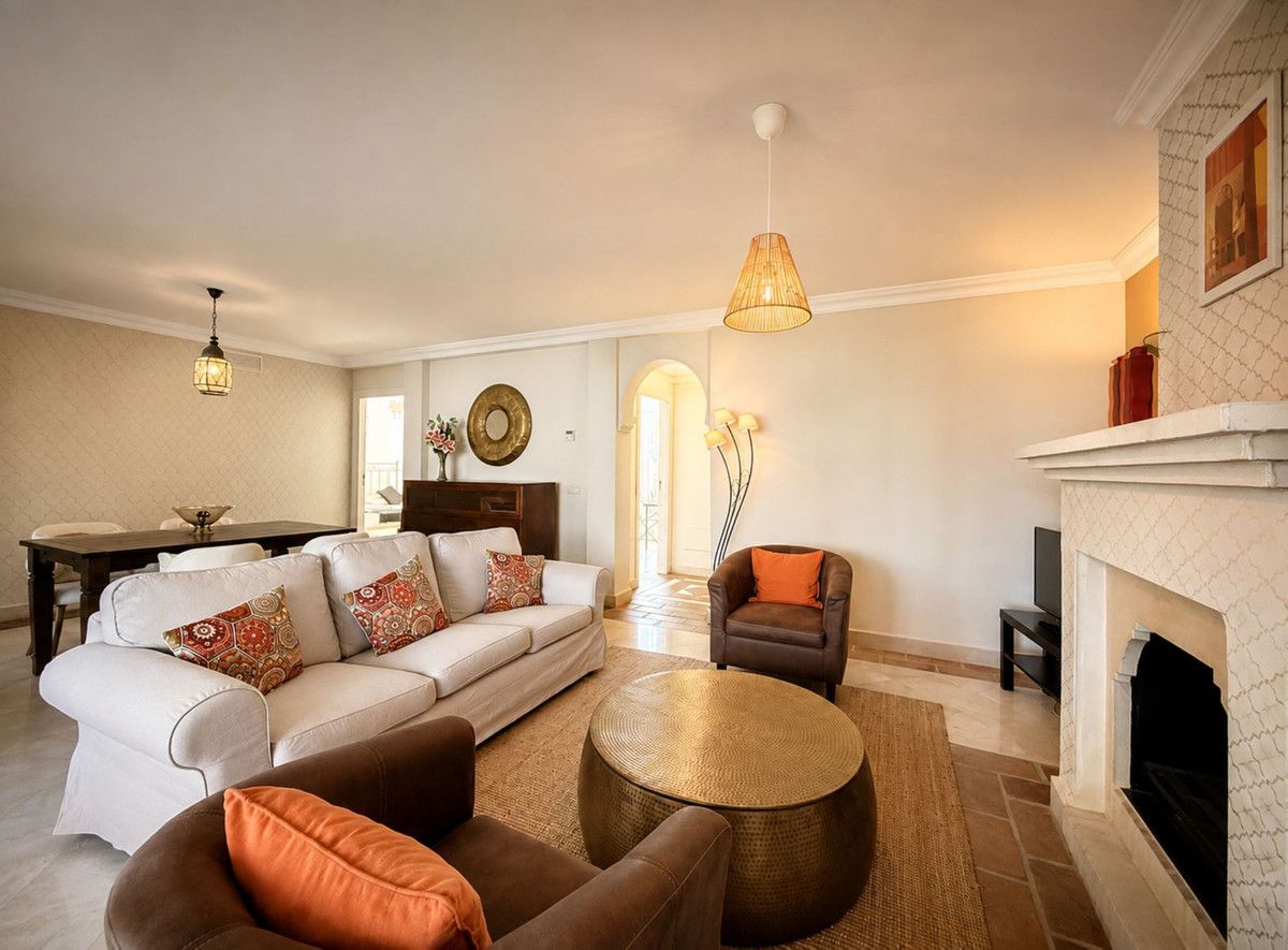 Appartement te koop in Casares Playa | 2 slaapkamers H5514322