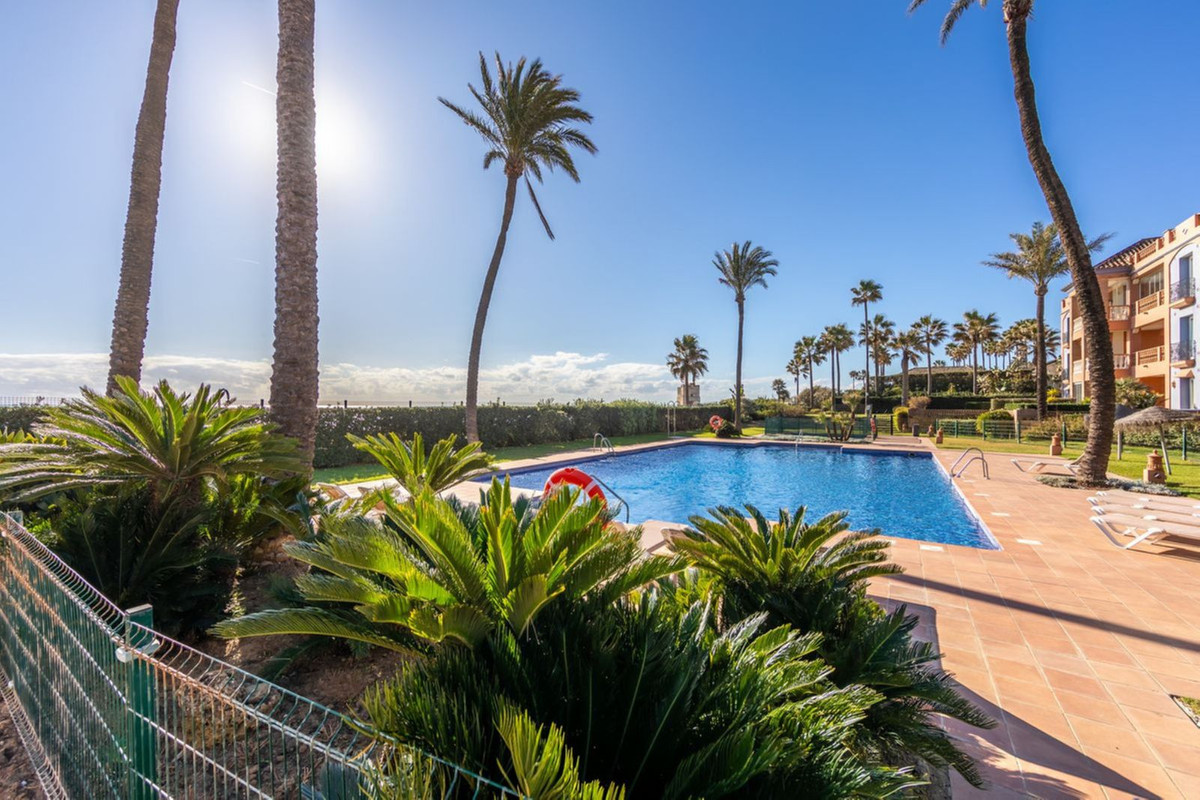 Appartement te koop in Casares Playa | 2 slaapkamers H5514322