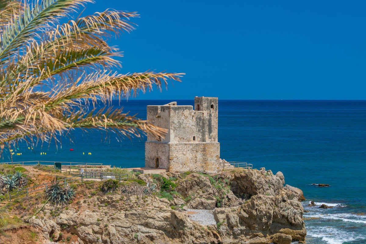 Appartement te koop in Casares Playa | 2 slaapkamers H5514322