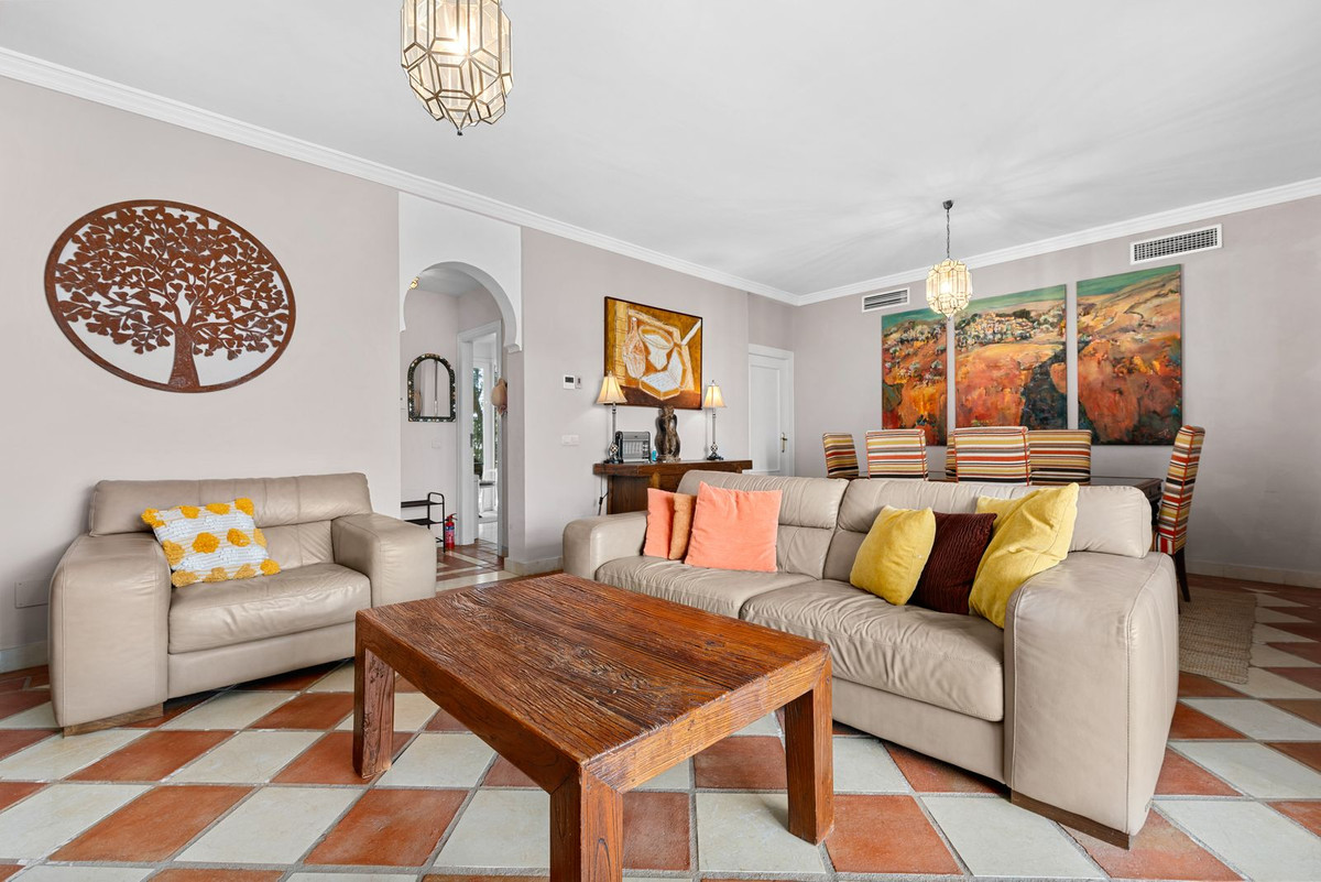 Appartement te koop in Casares Playa | 2 slaapkamers H5520193