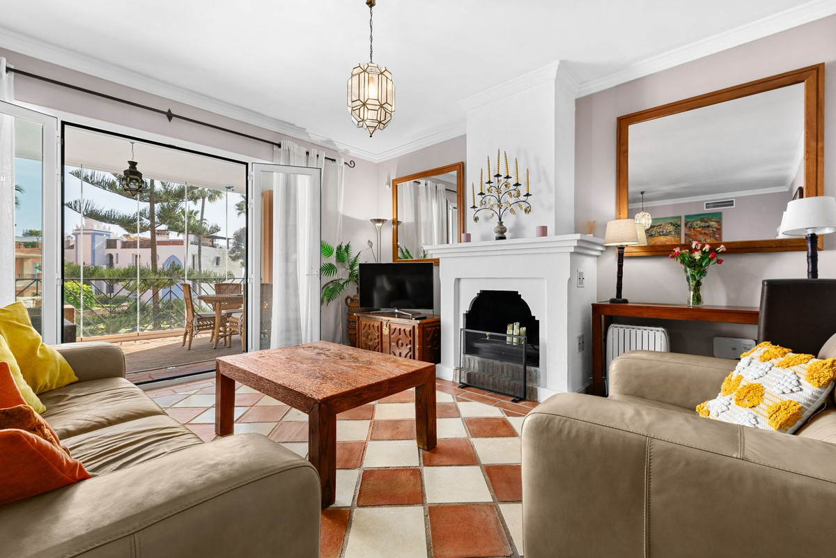 Appartement te koop in Casares Playa | 2 slaapkamers H5520193