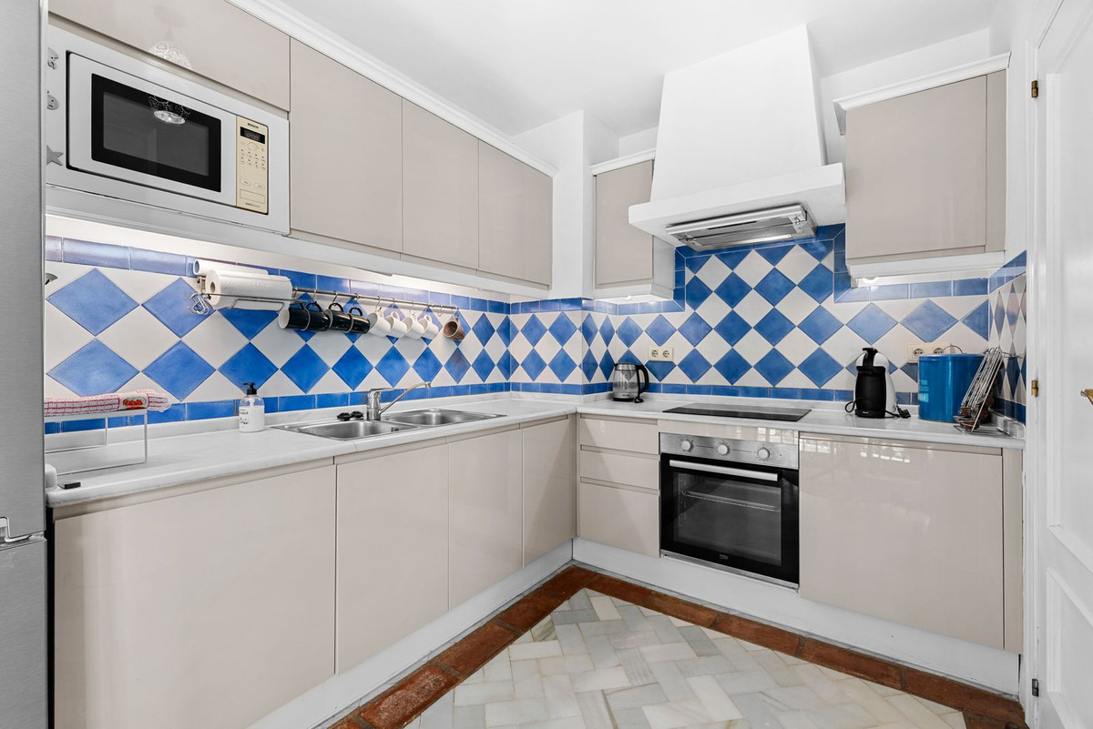 Appartement te koop in Casares Playa | 2 slaapkamers H5520193