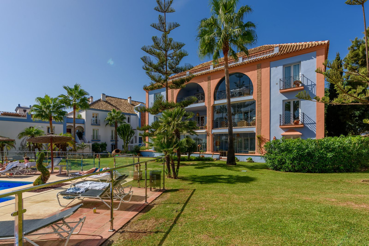 Appartement te koop in Casares Playa | 2 slaapkamers H5520193