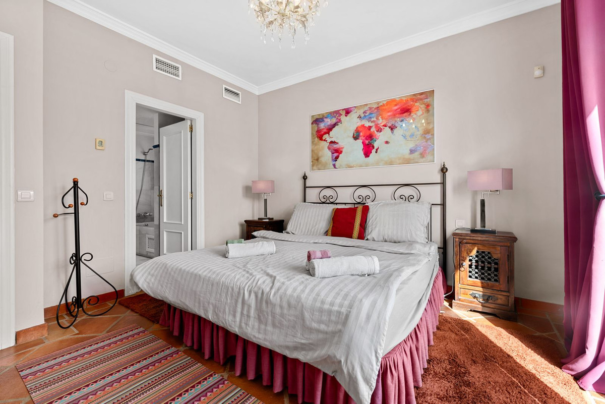 Appartement te koop in Casares Playa | 2 slaapkamers H5520193