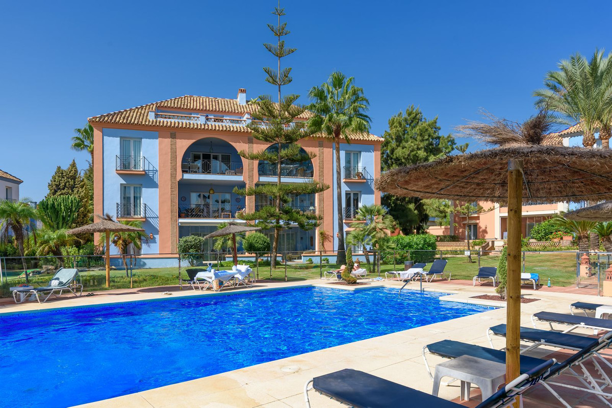 Appartement te koop in Casares Playa | 2 slaapkamers H5520193