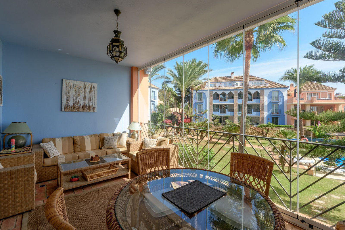 Appartement te koop in Casares Playa | 2 slaapkamers H5520193