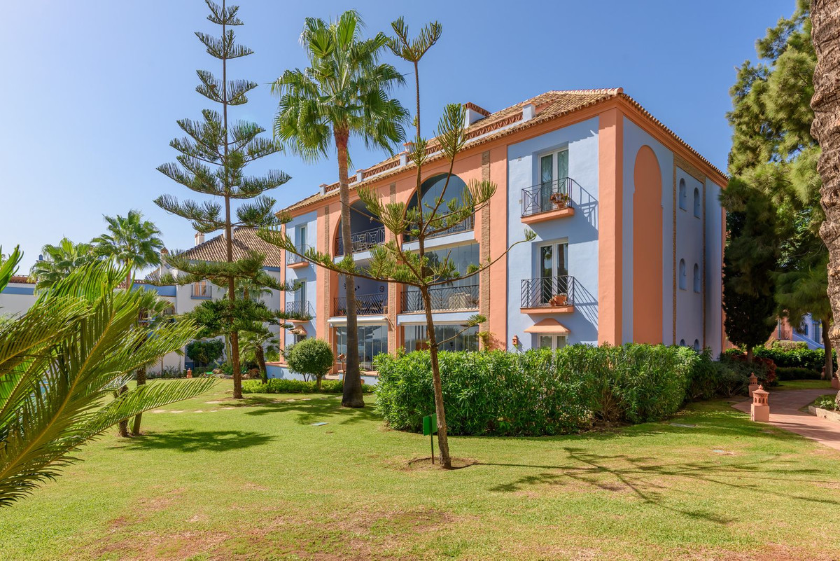 Appartement te koop in Casares Playa | 2 slaapkamers H5520193