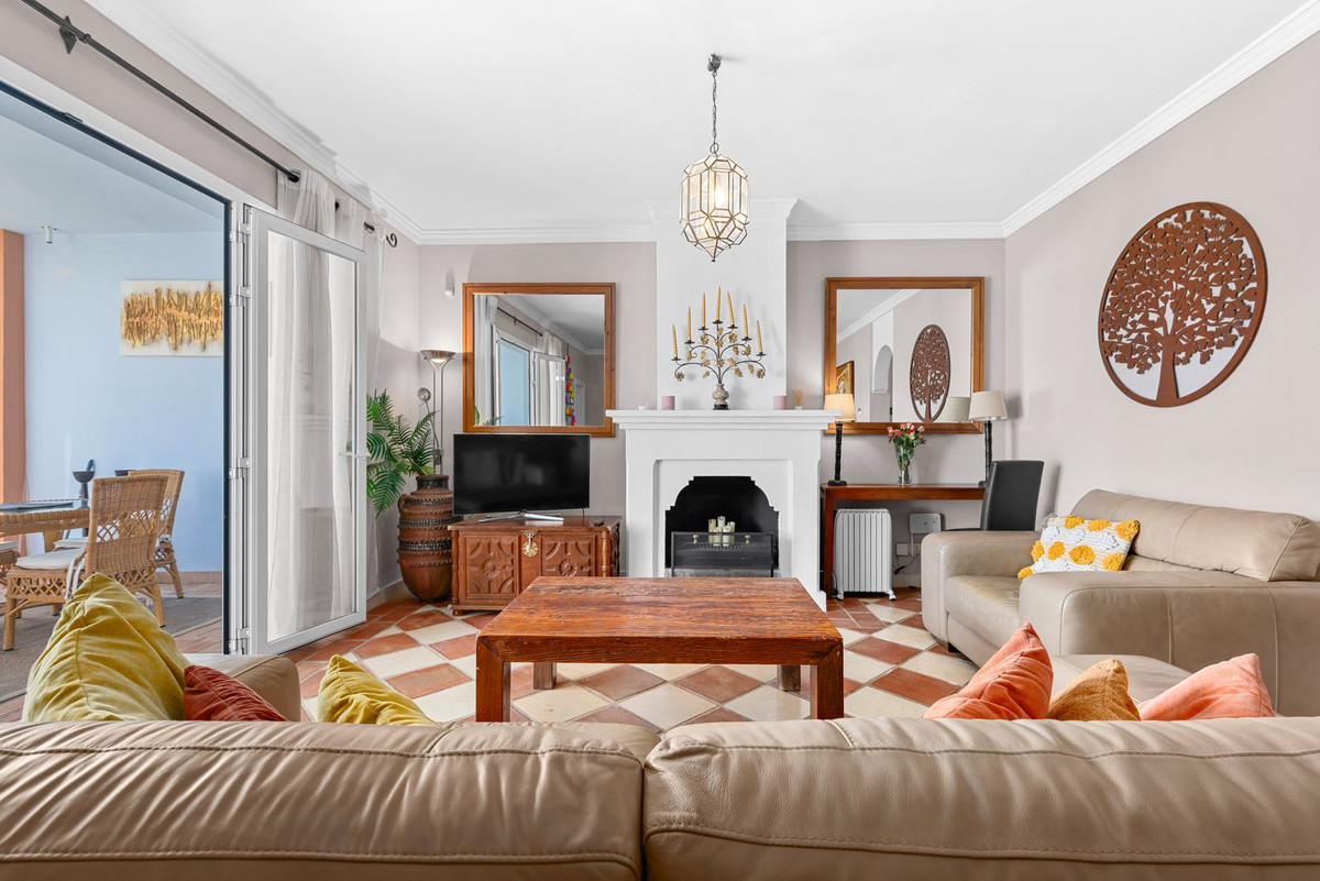 Appartement te koop in Casares Playa | 2 slaapkamers H5520193