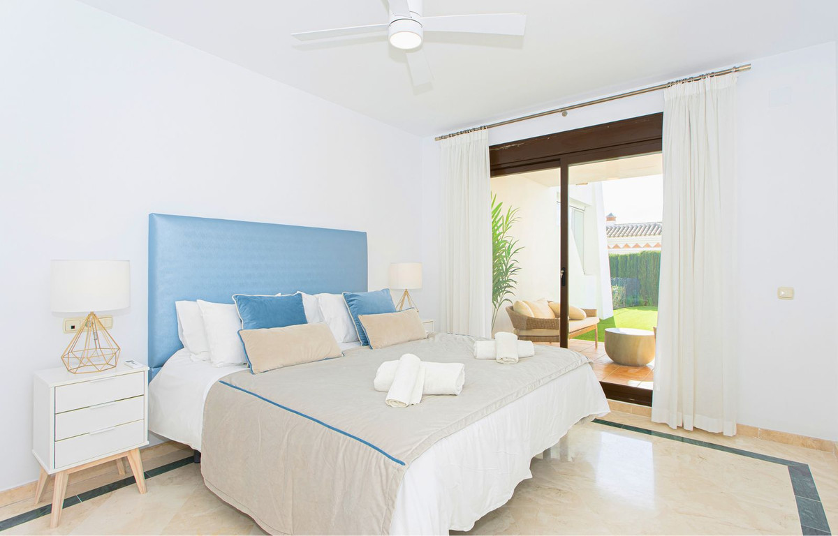 Appartement te koop in Casares Playa | 2 slaapkamers H5524213
