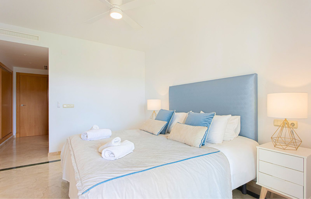 Appartement te koop in Casares Playa | 2 slaapkamers H5524213