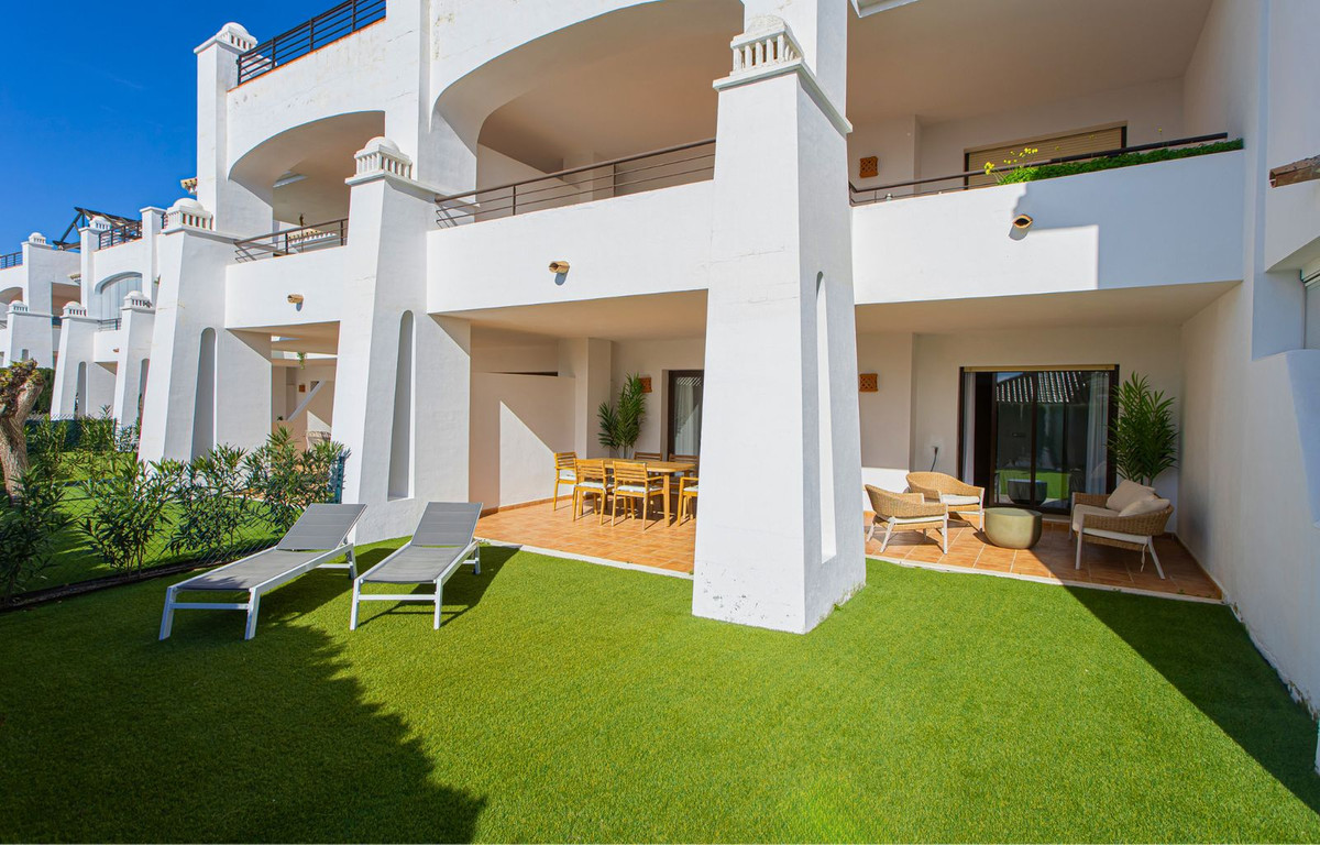 Appartement te koop in Casares Playa | 2 slaapkamers H5524213