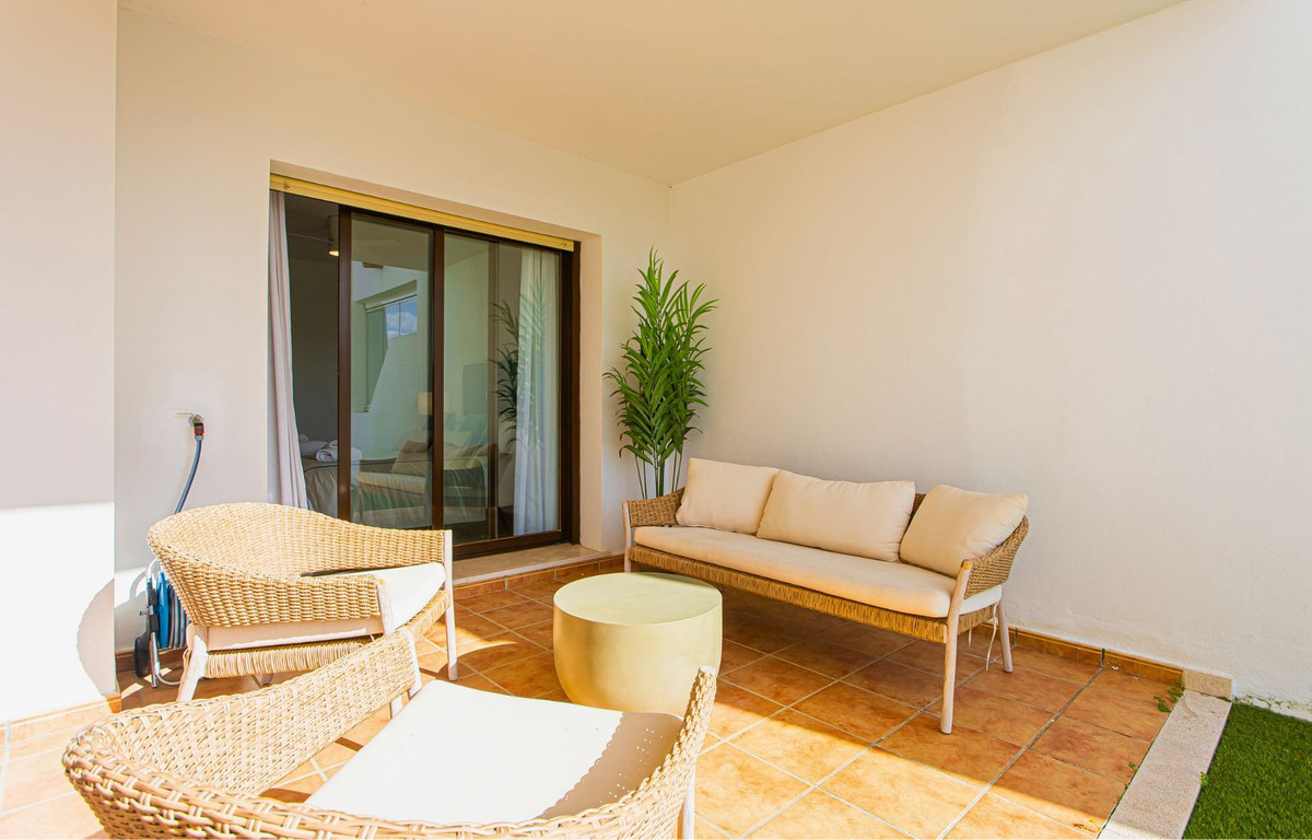 Appartement te koop in Casares Playa | 2 slaapkamers H5524213