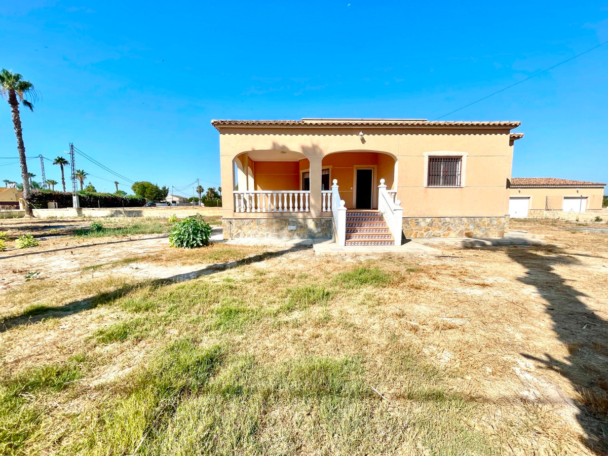 Appartement te koop in Catral | 4 slaapkamers H5434207