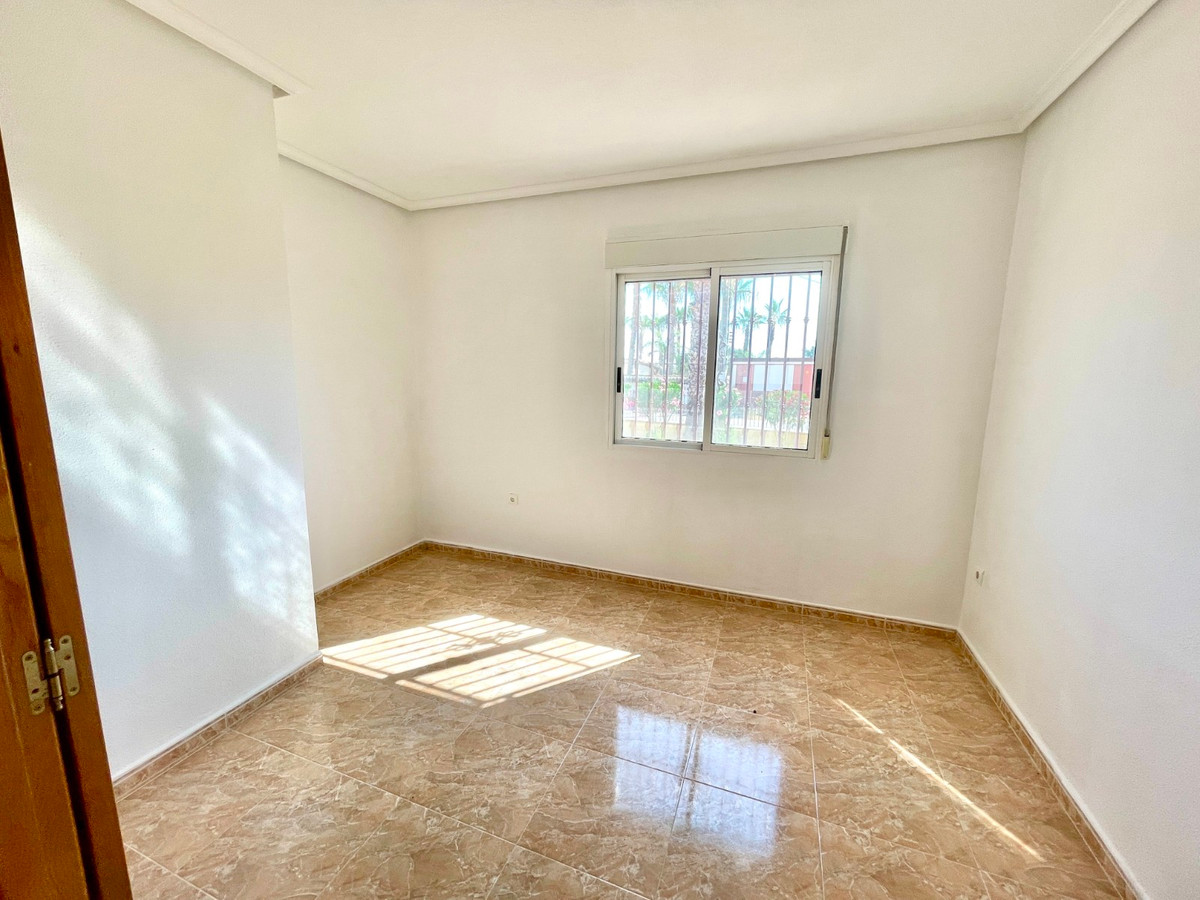 Appartement te koop in Catral | 4 slaapkamers H5434207