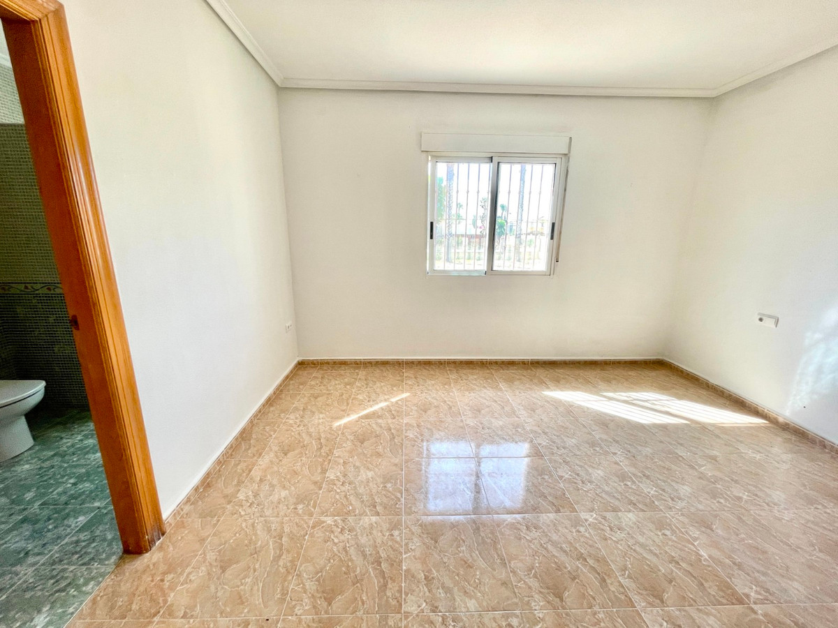 Appartement te koop in Catral | 4 slaapkamers H5434207