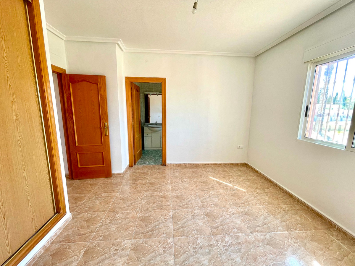 Appartement te koop in Catral | 4 slaapkamers H5434207