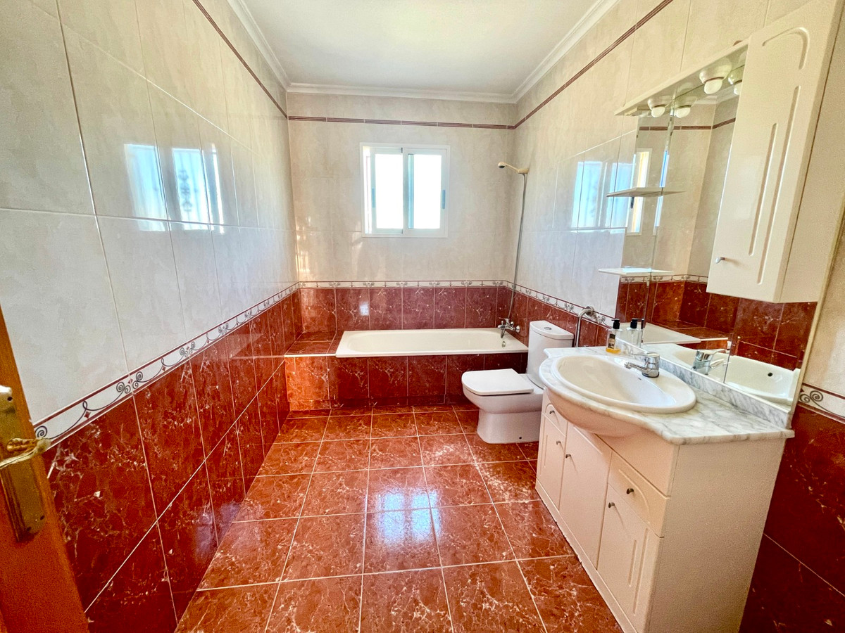Appartement te koop in Catral | 4 slaapkamers H5434207