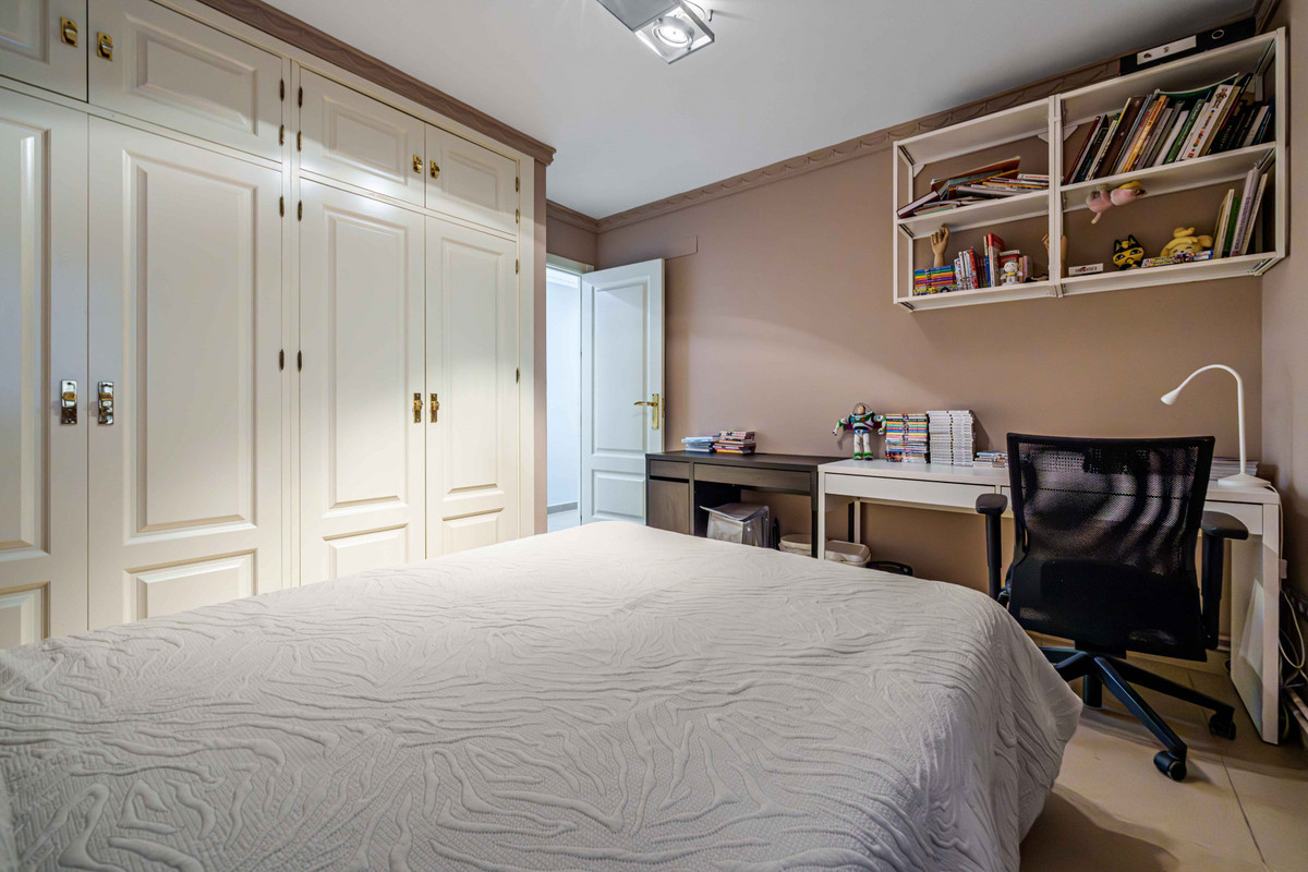 Appartement te koop in Centro Histórico | 4 slaapkamers H5067334