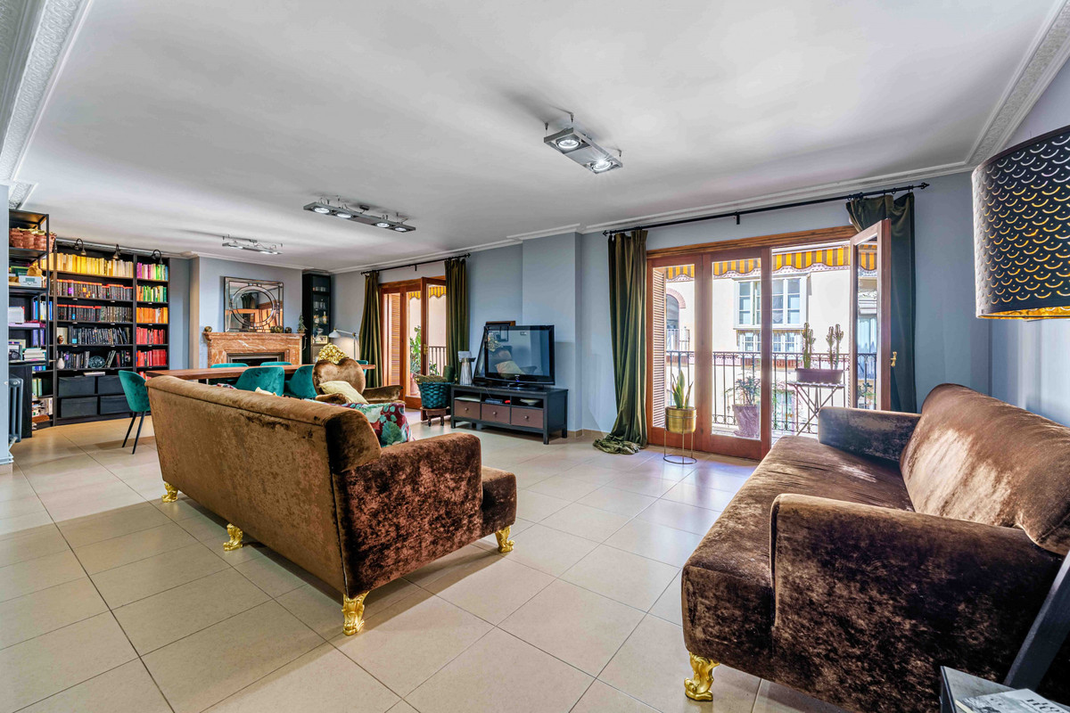 Appartement te koop in Centro Histórico | 4 slaapkamers H5067334