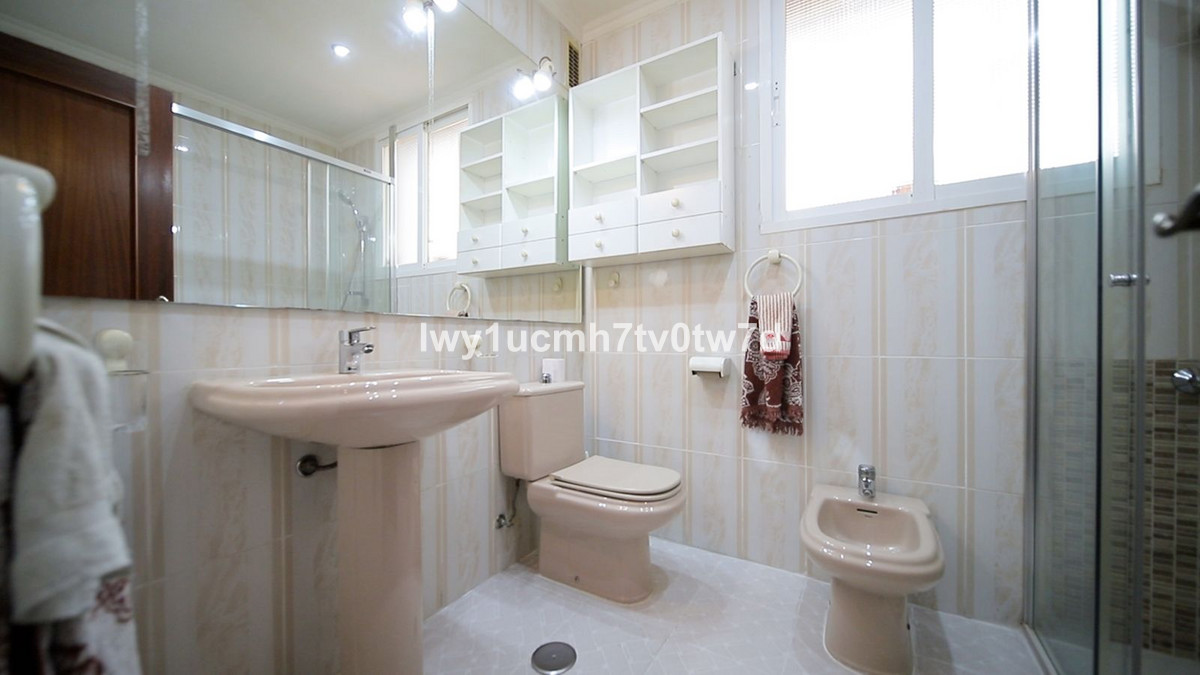 Huis te koop in Cerrado de Calderón | 4 slaapkamers H5325376