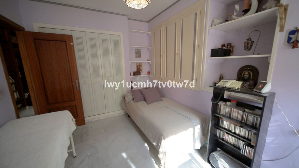 Huis te koop in Cerrado de Calderón | 4 slaapkamers H5325376