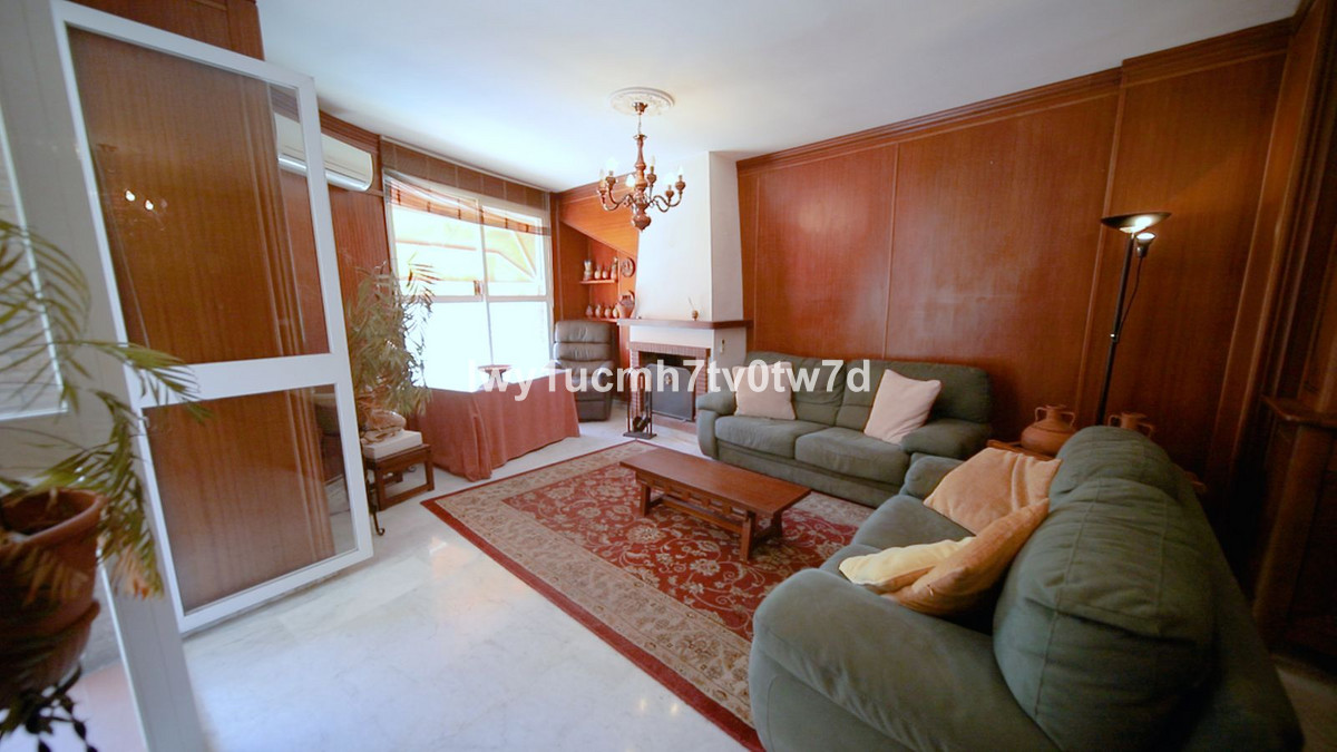 Huis te koop in Cerrado de Calderón | 4 slaapkamers H5325376