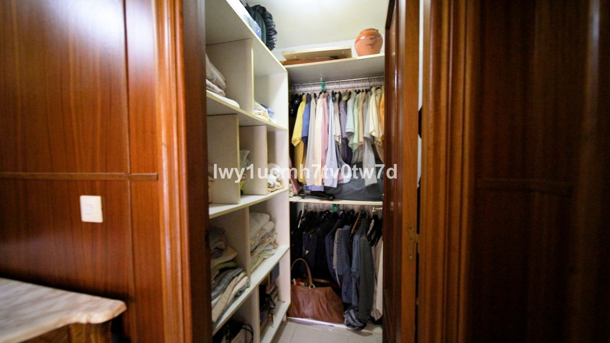 Huis te koop in Cerrado de Calderón | 4 slaapkamers H5325376