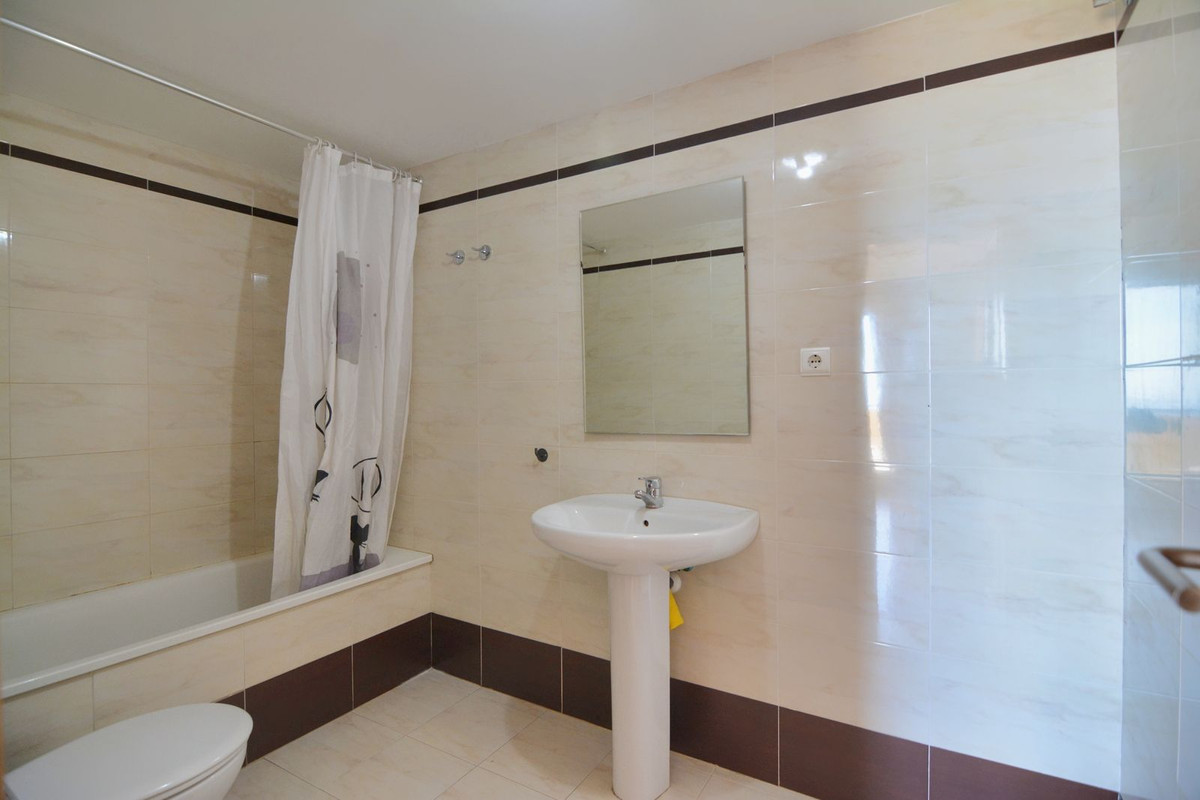 Tussenverdieping Appartement in Cerros del Aguila-13
