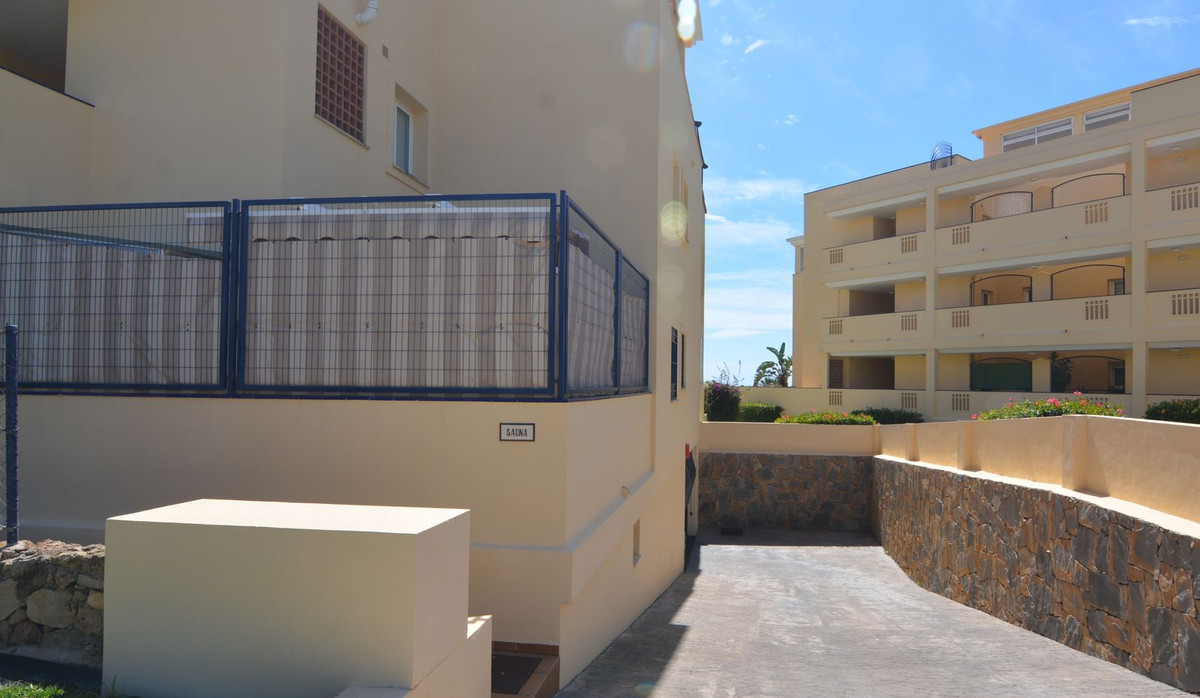 Tussenverdieping Appartement in Cerros del Aguila-33