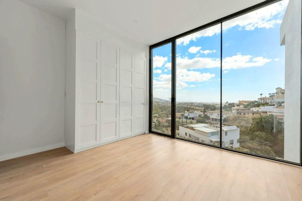 Huis te koop in Cerros del Aguila | 3 slaapkamers H5112385