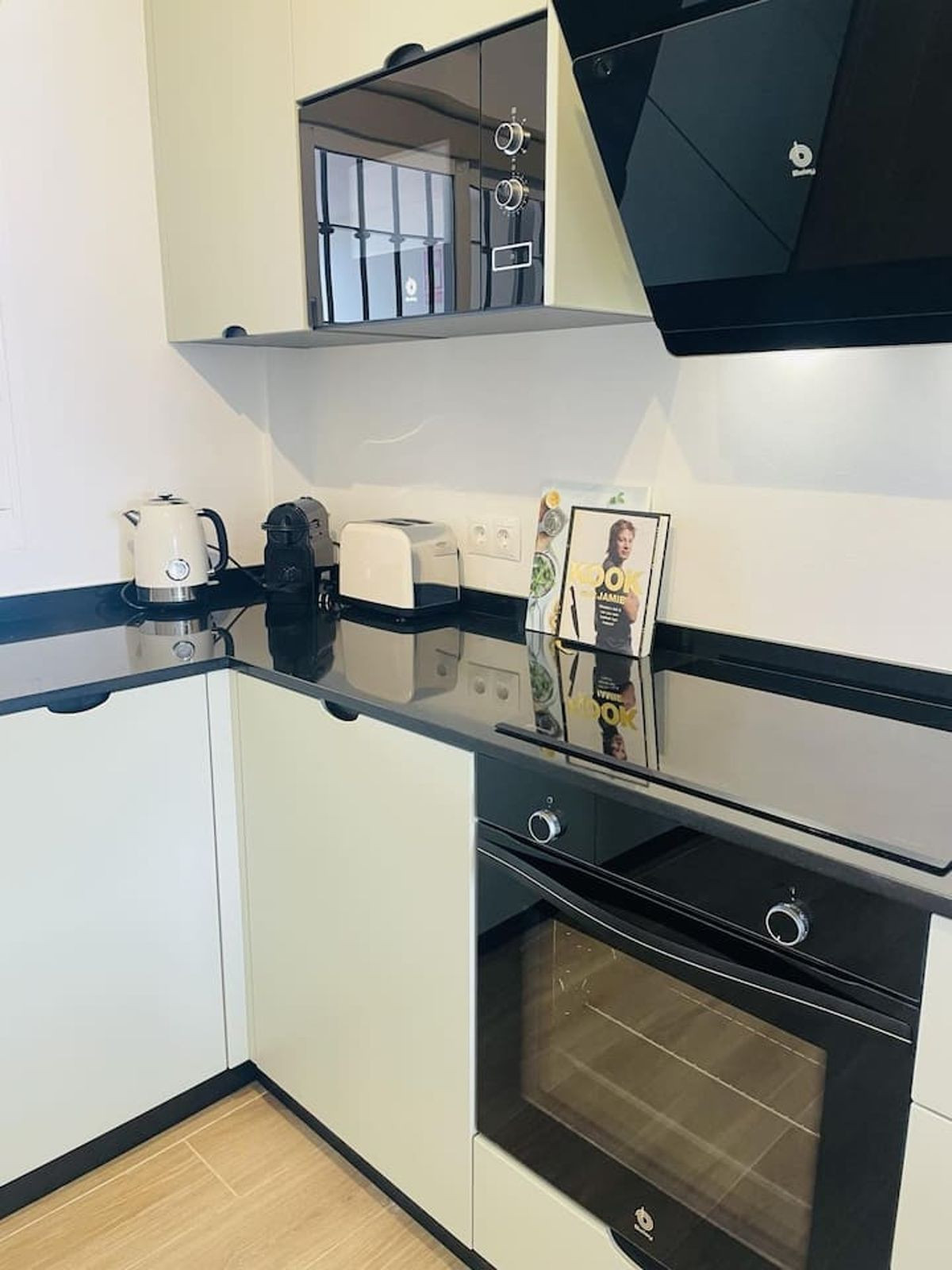 Appartement te koop in Cerros del Aguila | 2 slaapkamers H5274112