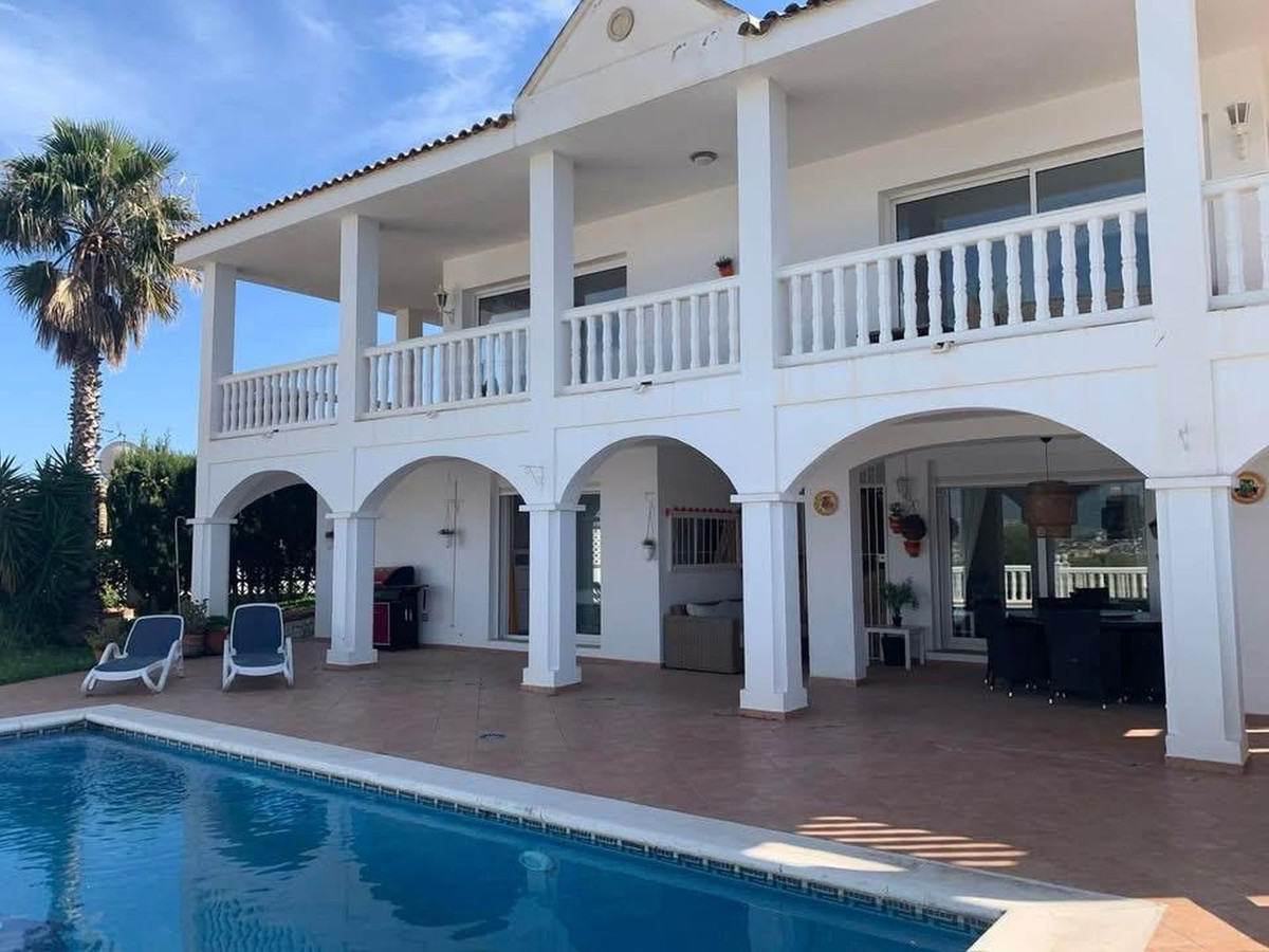 Huis te koop in Cerros del Aguila | 4 slaapkamers H5517784