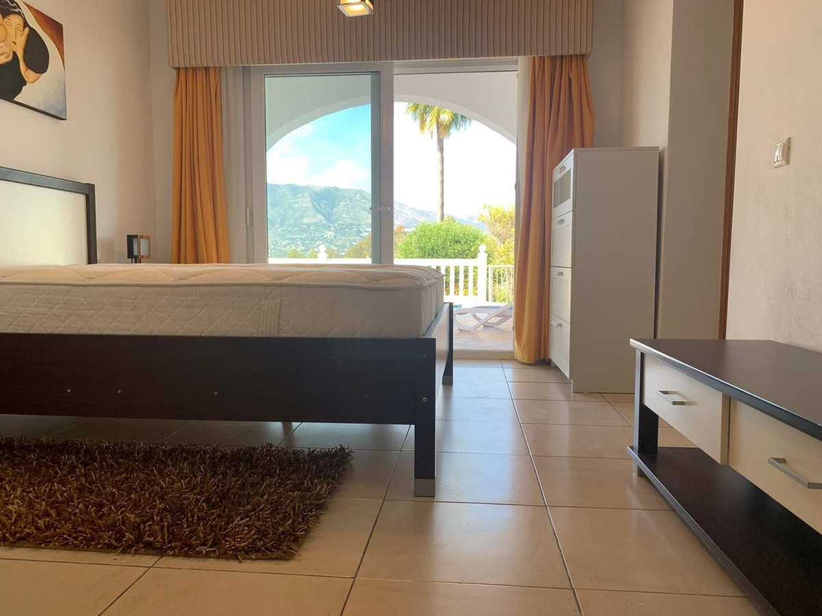 Huis te koop in Cerros del Aguila | 4 slaapkamers H5517784
