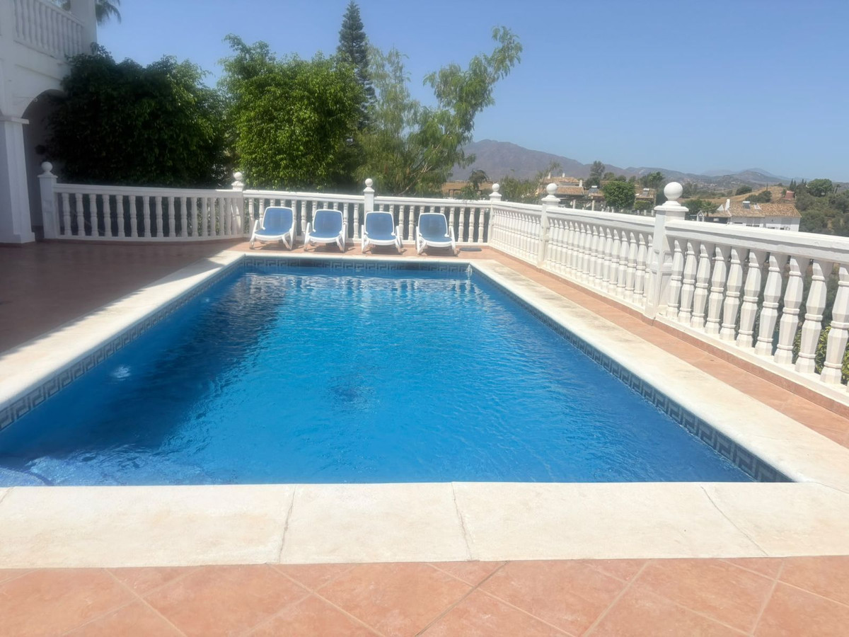 Huis te koop in Cerros del Aguila | 4 slaapkamers H5517784