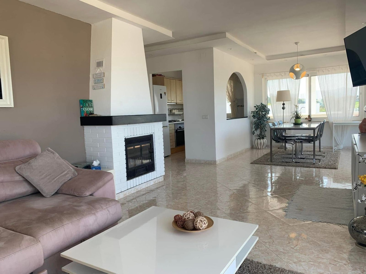 Huis te koop in Cerros del Aguila | 4 slaapkamers H5517784