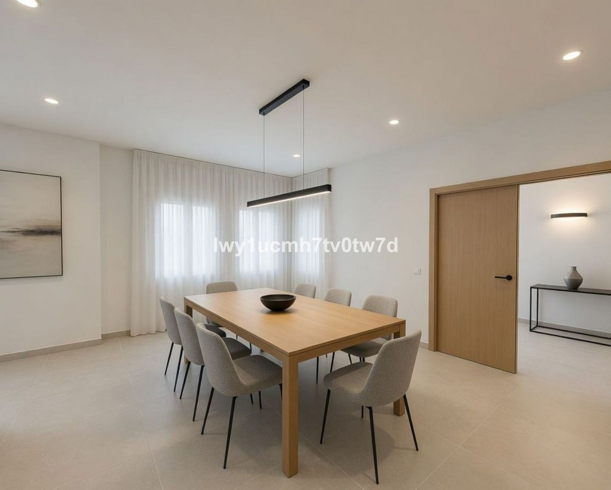 Huis te koop in Churriana | 4 slaapkamers H5387062