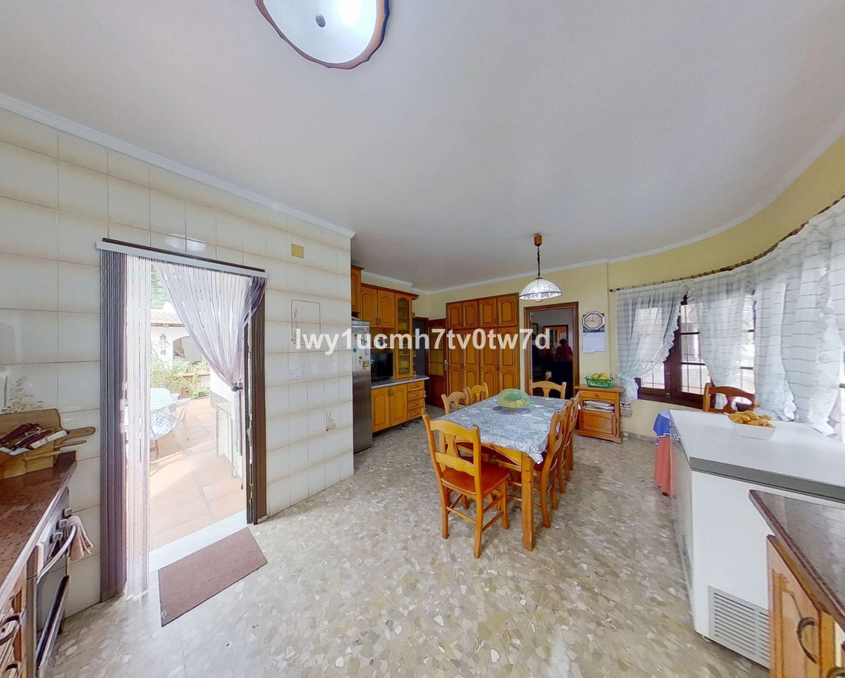 Huis te koop in Churriana | 4 slaapkamers H5387062