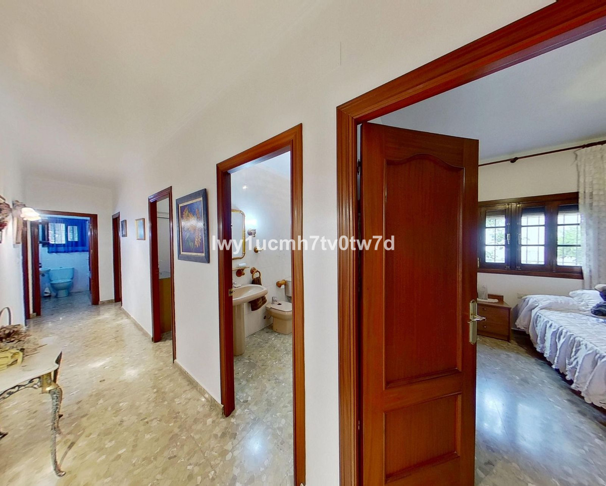 Huis te koop in Churriana | 4 slaapkamers H5387062