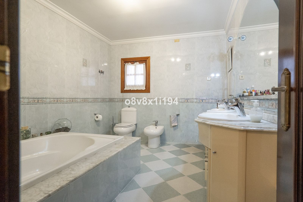 Appartement te koop in Ciudad Jardín | 7 slaapkamers H5352583