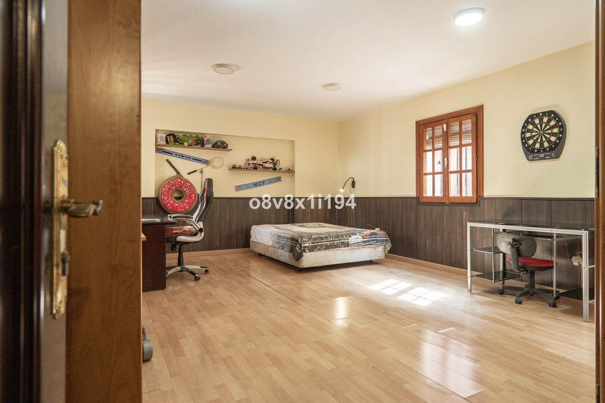 Appartement te koop in Ciudad Jardín | 7 slaapkamers H5352583